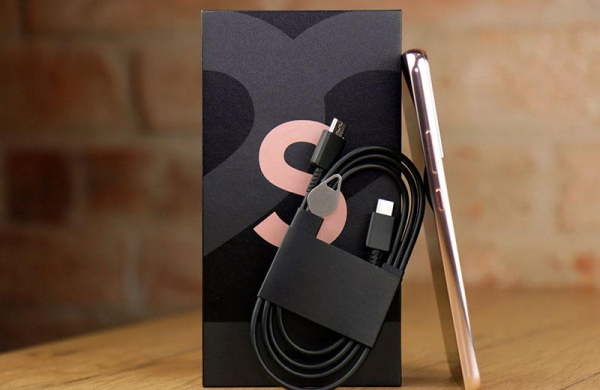 Обзор Samsung Galaxy S22 Plus: мощный Android-смартфон стал более универсальным Обзор Samsung Galaxy S22 Plus: мощный Android-смартфон стал более универсальным