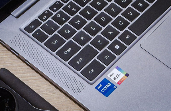 Обзор Tecno Megabook S1: мощного и недорогого ноутбука 15,6-дюйм Обзор Tecno Megabook S1: мощного и недорогого ноутбука 15,6-дюйм