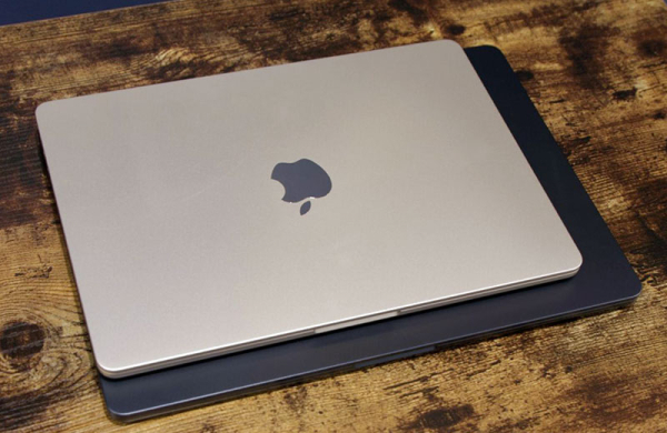 Обзор Apple MacBook Air 13 (M3): компактный ноутбук стал быстрее, эффективнее и автономнее Обзор Apple MacBook Air 13 (M3): компактный ноутбук стал быстрее, эффективнее и автономнее