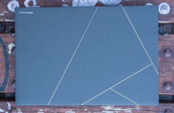 Обзор Asus Zenbook S 14: премиального компактного ноутбука на процессоре Lunar Lake Обзор Asus Zenbook S 14: премиального компактного ноутбука на процессоре Lunar Lake