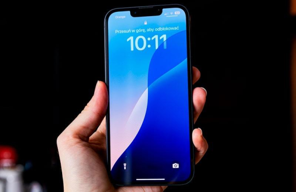 Обзор Apple iPhone 16e: стоит ли покупать самый бюджетный новый айфон Обзор Apple iPhone 16e: стоит ли покупать самый бюджетный новый айфон