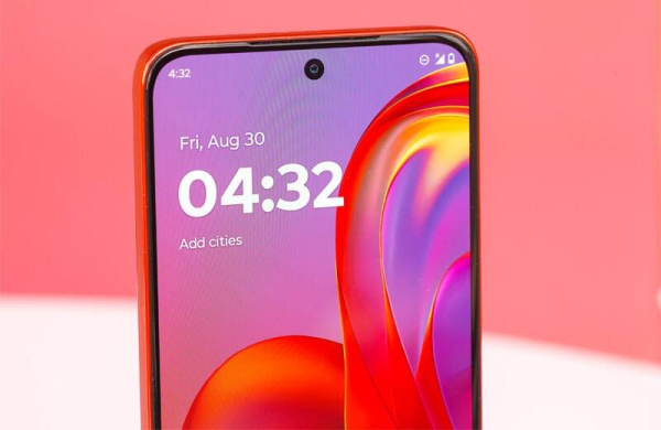 Обзор Motorola Edge 50 Neo: компактного смартфона с защитой военного класса Обзор Motorola Edge 50 Neo: компактного смартфона с защитой военного класса