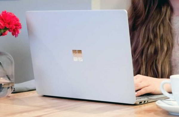 Обзор Microsoft Surface Laptop 2: так должен работать каждый ноутбук с Windows Обзор Microsoft Surface Laptop 2: так должен работать каждый ноутбук с Windows