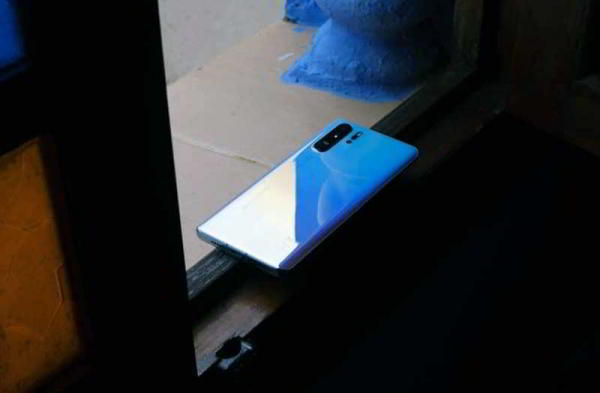 Обзор Huawei P30 Pro: уникальный и удобный камерофон Обзор Huawei P30 Pro: уникальный и удобный камерофон