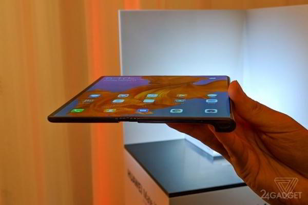 Складной смартфон Huawei Mate X - живые фото, дата выхода в продажу и цены (10 фото) Складной смартфон Huawei Mate X - живые фото, дата выхода в продажу и цены (10 фото)