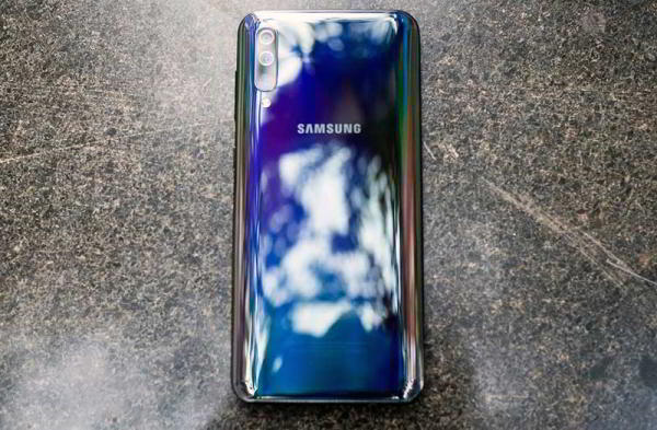 Обзор Samsung Galaxy A50: лучший средний смартфон Samsung Обзор Samsung Galaxy A50: лучший средний смартфон Samsung