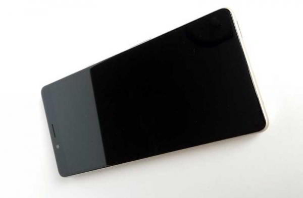 Обзор Sony Xperia L3: бюджетного и неоднозначного смартфона Обзор Sony Xperia L3: бюджетного и неоднозначного смартфона