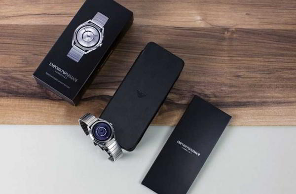Обзор Emporio Armani Connected (2018) смарт-часов Обзор Emporio Armani Connected (2018) смарт-часов