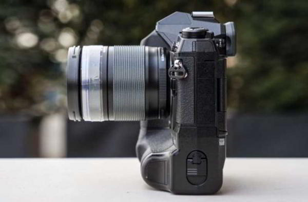 Обзор Olympus OM-D E-M1X: беззеркалка с лучшей стабилизацией Обзор Olympus OM-D E-M1X: беззеркалка с лучшей стабилизацией