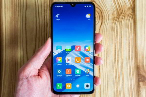 Обзор Xiaomi Mi 9 SE - компактный и немного упрощенный флагман Обзор Xiaomi Mi 9 SE - компактный и немного упрощенный флагман