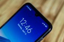 Обзор Xiaomi Mi 9 SE - компактный и немного упрощенный флагман Обзор Xiaomi Mi 9 SE - компактный и немного упрощенный флагман