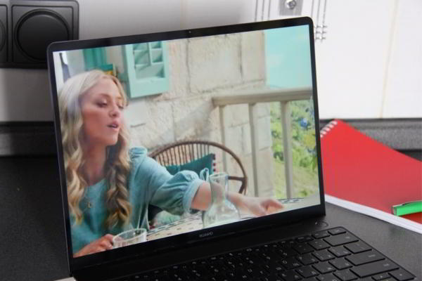 Обзор Huawei MateBook 13: бюджетный брат одного из лучших ноутбуков 2018 года Обзор Huawei MateBook 13: бюджетный брат одного из лучших ноутбуков 2018 года