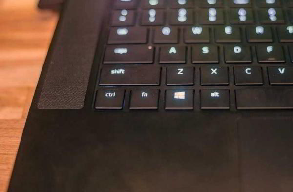 Обзор Razer Blade (2019): отличный ноутбук для игр и работы Обзор Razer Blade (2019): отличный ноутбук для игр и работы