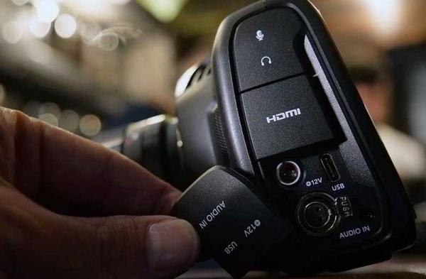 Обзор Blackmagic Pocket Cinema Camera 4K революционной кинокамеры Обзор Blackmagic Pocket Cinema Camera 4K революционной кинокамеры