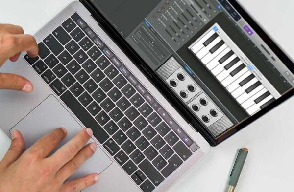 Обзор Apple MacBook Pro 13 с тачбаром — красивого и несовершенного ноутбука Обзор Apple MacBook Pro 13 с тачбаром — красивого и несовершенного ноутбука