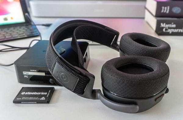 Обзор SteelSeries Arctis Pro Wireless: дорогие беспроводные наушники с базой Обзор SteelSeries Arctis Pro Wireless: дорогие беспроводные наушники с базой