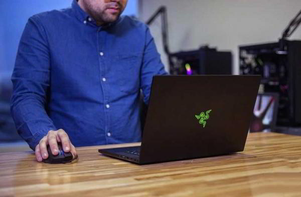 Обзор Razer Blade (2019): отличный ноутбук для игр и работы Обзор Razer Blade (2019): отличный ноутбук для игр и работы