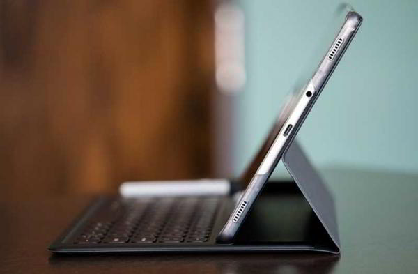 Обзор Samsung Galaxy Tab S4: обновлённого планшета Обзор Samsung Galaxy Tab S4: обновлённого планшета