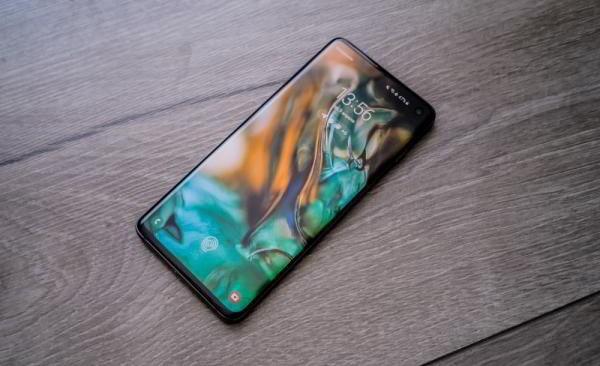 Обзор Samsung Galaxy S10 - юбилейный флагман Обзор Samsung Galaxy S10 - юбилейный флагман