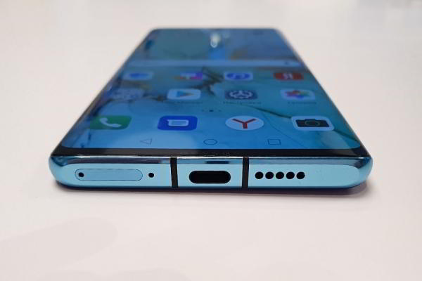 Первый взгляд на Huawei P30 и P30 Pro: какими получились новые флагманы китайской компании? Первый взгляд на Huawei P30 и P30 Pro: какими получились новые флагманы китайской компании?