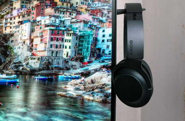 Обзор AOC AGON AG322QC4 игрового монитора со всем нужным Обзор AOC AGON AG322QC4 игрового монитора со всем нужным