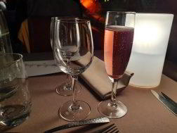 Обзор Samsung Galaxy S10 - юбилейный флагман Обзор Samsung Galaxy S10 - юбилейный флагман