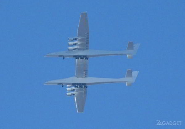 Совершён первый полёт самого большого в мире самолёта (7 фото + 2 видео) Совершён первый полёт самого большого в мире самолёта (7 фото + 2 видео)