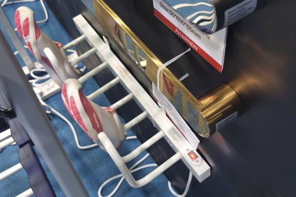 Здесь покупают то, что вы купите завтра Здесь покупают то, что вы купите завтра