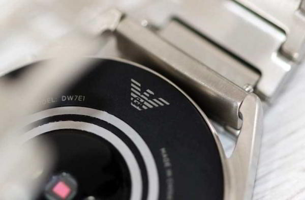 Обзор Emporio Armani Connected (2018) смарт-часов Обзор Emporio Armani Connected (2018) смарт-часов