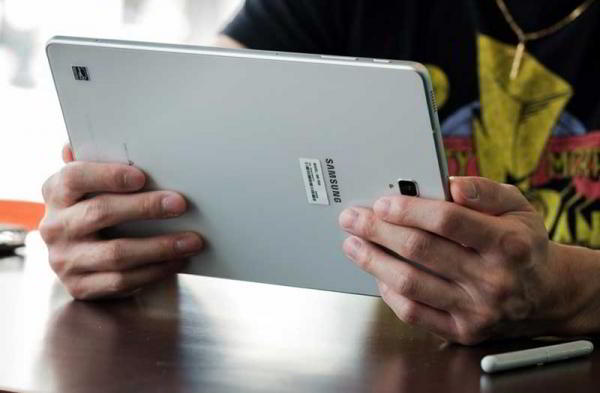 Обзор Samsung Galaxy Tab S4: обновлённого планшета Обзор Samsung Galaxy Tab S4: обновлённого планшета