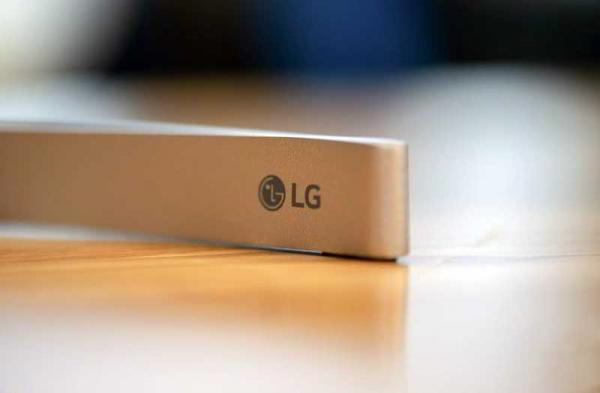 Обзор LG 34WK95U-W широкоэкранного монитора, меняющего стандарты Обзор LG 34WK95U-W широкоэкранного монитора, меняющего стандарты