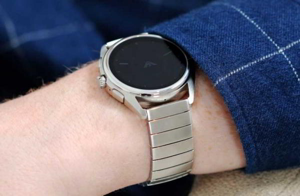 Обзор Emporio Armani Connected (2018) смарт-часов Обзор Emporio Armani Connected (2018) смарт-часов