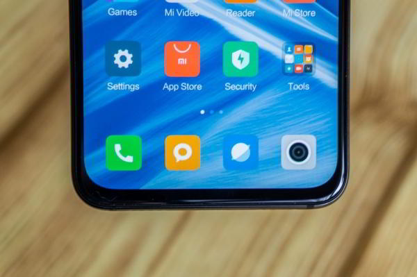 Обзор Xiaomi Mi 9 SE - компактный и немного упрощенный флагман Обзор Xiaomi Mi 9 SE - компактный и немного упрощенный флагман