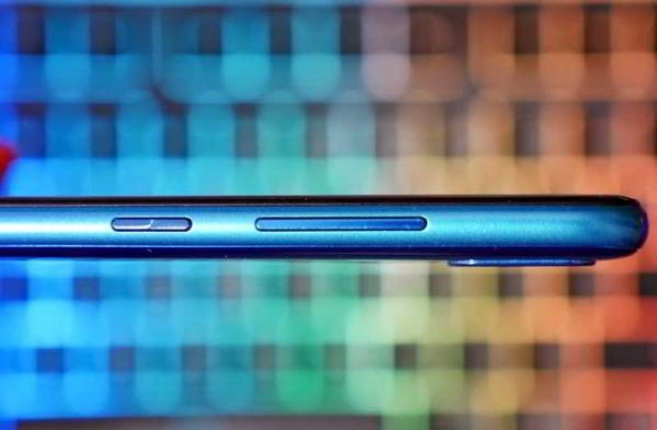 Обзор Huawei Y7 2019 (Enjoy 9, Y7 Pro): бюджетного смартфона с премиум дизайном Обзор Huawei Y7 2019 (Enjoy 9, Y7 Pro): бюджетного смартфона с премиум дизайном