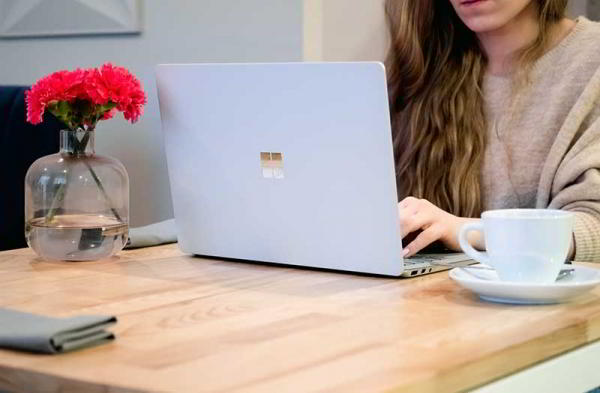 Обзор Microsoft Surface Laptop 2: так должен работать каждый ноутбук с Windows Обзор Microsoft Surface Laptop 2: так должен работать каждый ноутбук с Windows