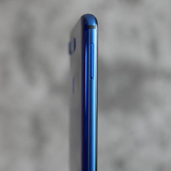 Обзор Honor View 20: не "бровь", а "глаз" Обзор Honor View 20: не "бровь", а "глаз"