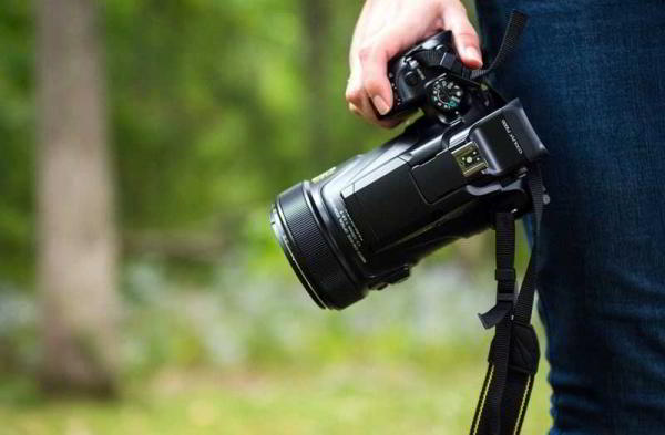 Обзор Nikon Coolpix P1000: камера с 125-кратным оптическим зумом Обзор Nikon Coolpix P1000: камера с 125-кратным оптическим зумом