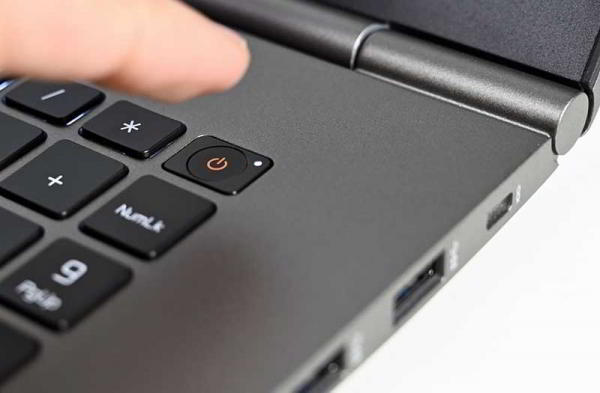 Обзор LG Gram 17: большой и портативный ноутбук для бизнеса Обзор LG Gram 17: большой и портативный ноутбук для бизнеса