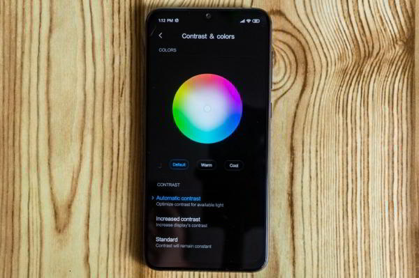 Обзор Xiaomi Mi 9 SE - компактный и немного упрощенный флагман Обзор Xiaomi Mi 9 SE - компактный и немного упрощенный флагман