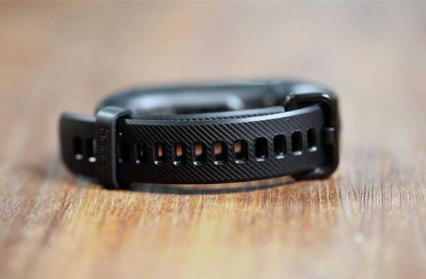 Обзор Honor Band 4: кому нужен Fitibit если есть Honor Обзор Honor Band 4: кому нужен Fitibit если есть Honor