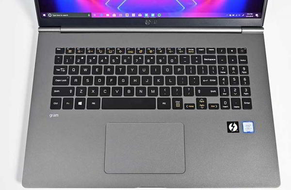 Обзор LG Gram 17: большой и портативный ноутбук для бизнеса Обзор LG Gram 17: большой и портативный ноутбук для бизнеса