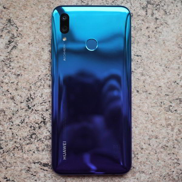 Обзор смартфона Huawei P smart 2019: бюджетник на все руки Обзор смартфона Huawei P smart 2019: бюджетник на все руки