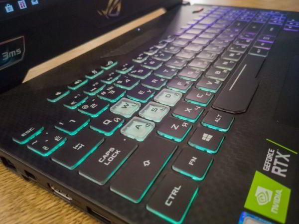 Репортаж с презентации ASUS Zephyrus S и ASUS ROG Strix SCAR II Репортаж с презентации ASUS Zephyrus S и ASUS ROG Strix SCAR II