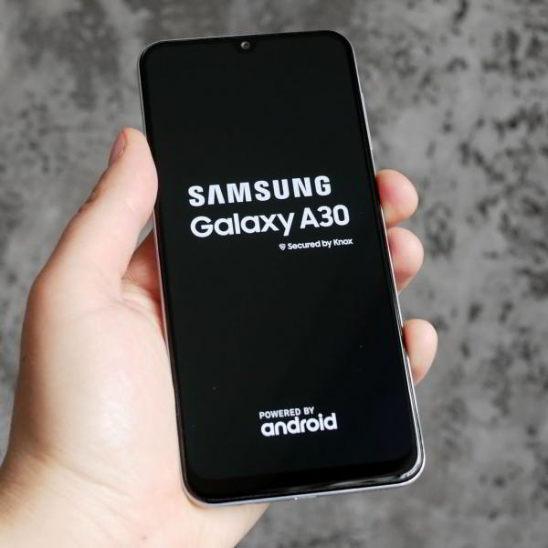 Обзор смартфона Samsung Galaxy A30: породистый, но доступный Обзор смартфона Samsung Galaxy A30: породистый, но доступный
