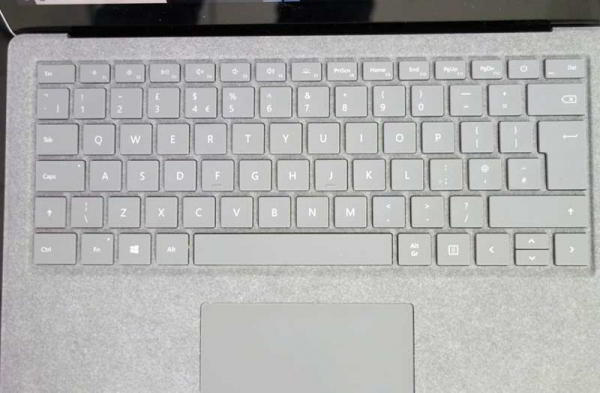 Обзор Microsoft Surface Laptop 2: так должен работать каждый ноутбук с Windows Обзор Microsoft Surface Laptop 2: так должен работать каждый ноутбук с Windows