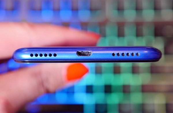 Обзор Huawei Y7 2019 (Enjoy 9, Y7 Pro): бюджетного смартфона с премиум дизайном Обзор Huawei Y7 2019 (Enjoy 9, Y7 Pro): бюджетного смартфона с премиум дизайном