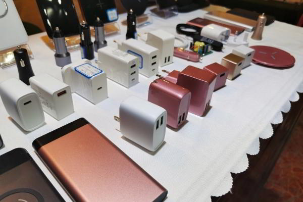 Здесь покупают то, что вы купите завтра Здесь покупают то, что вы купите завтра