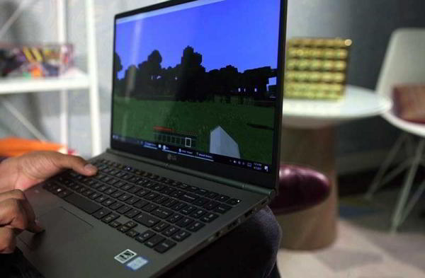 Обзор LG Gram 17: большой и портативный ноутбук для бизнеса Обзор LG Gram 17: большой и портативный ноутбук для бизнеса