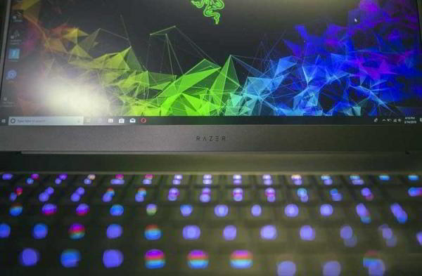 Обзор Razer Blade (2019): отличный ноутбук для игр и работы Обзор Razer Blade (2019): отличный ноутбук для игр и работы