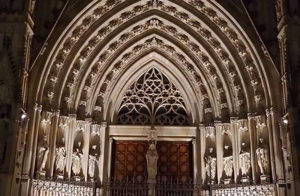 Обзор Samsung Galaxy S10 Plus: универсальный телефон со всем необходимым Обзор Samsung Galaxy S10 Plus: универсальный телефон со всем необходимым